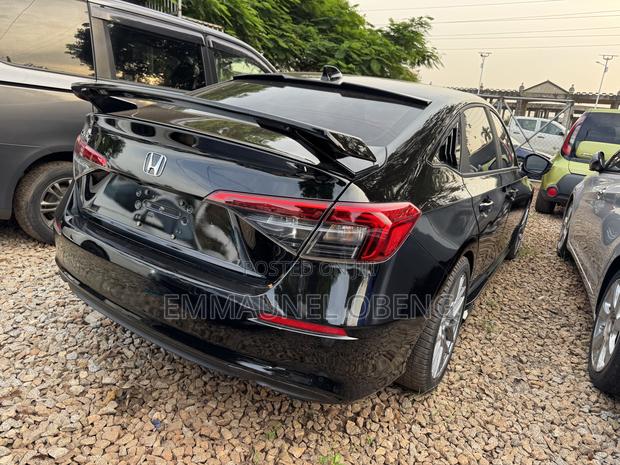 Honda Civic 2023 Black photo 3
