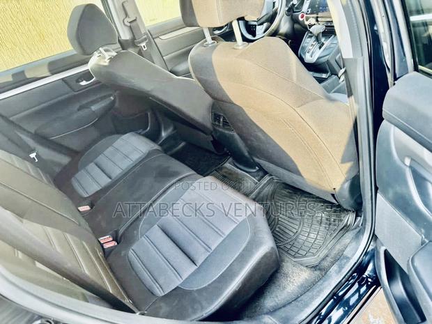 Honda CR-V LX 2021 Black