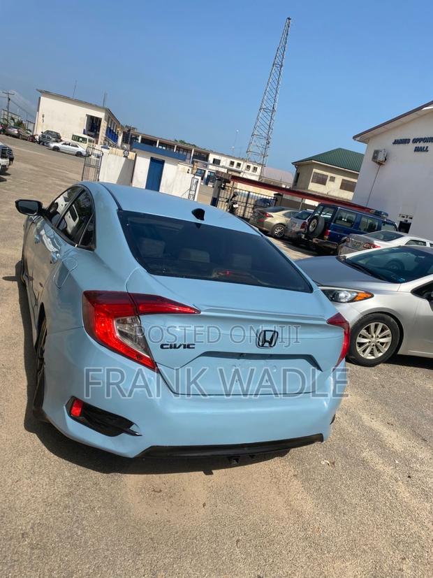 Honda Civic 2017 Blue