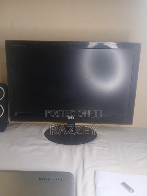 Lg 24iches Monitor photo 2
