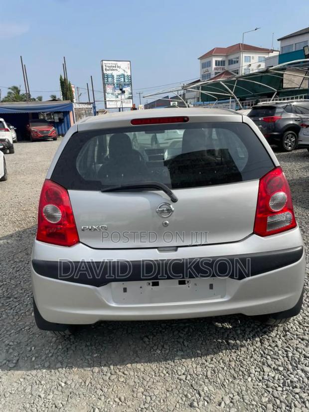 Nissan Pixo 1.0 FWD 2013 Silver