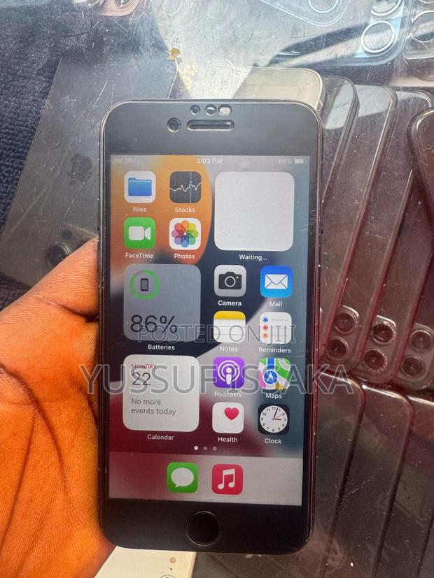 Apple iPhone 7 32 GB Black
