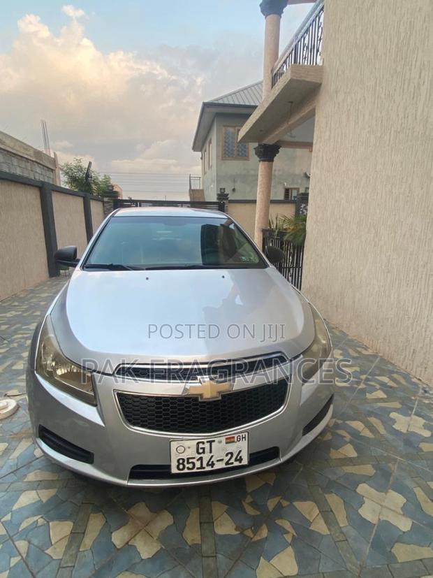 Chevrolet Cruze LS 4dr Sedan (1.8L 4cyl 6A) 2014 Silver