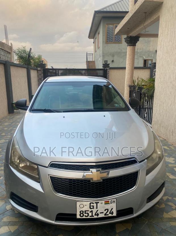 Chevrolet Cruze LS 4dr Sedan (1.8L 4cyl 6A) 2014 Silver