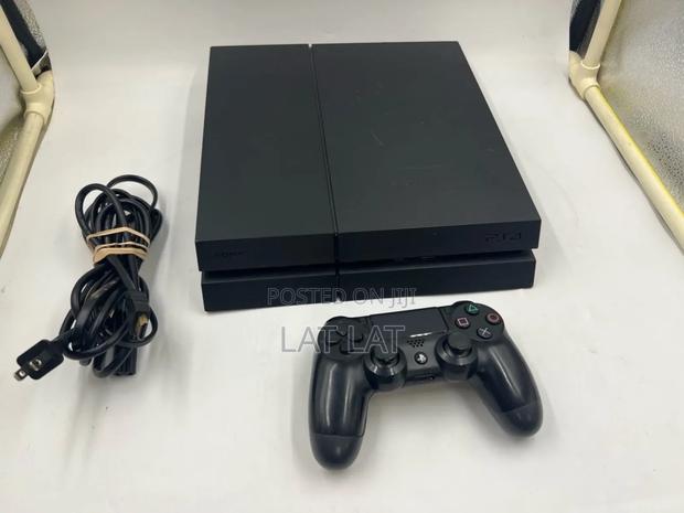 Ps4 Jailbroken With 8 Games. FC27 · Photo 3
