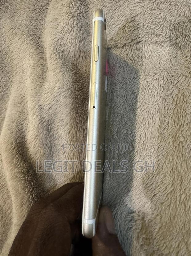 Apple iPhone 6 16 GB Rose Gold photo 4