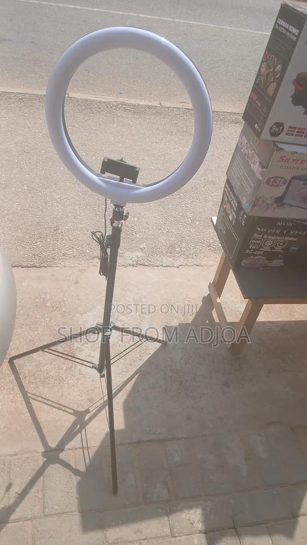 14inches and 12'inches Ringlight · Photo 3