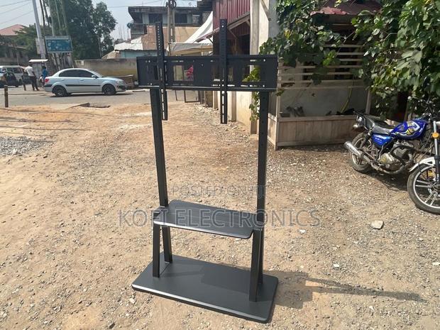 55”–100” Tv Mount Secure-Lock, Large Display Mount · Photo 2