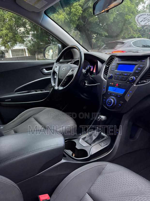 Hyundai Santa Fe Limited 4dr SUV AWD w/Saddle Interior (3.3L 6cyl 6A)