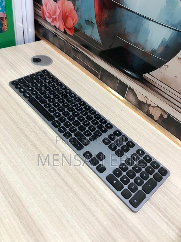 Satechi Bluetooth Wireless Keyboard photo 2
