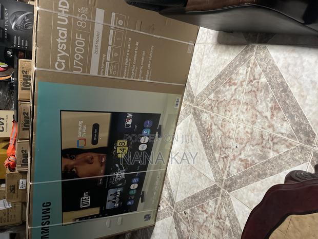 Samsung 85” Class U7900f Series Crystal Uhd Smart Tv photo 4