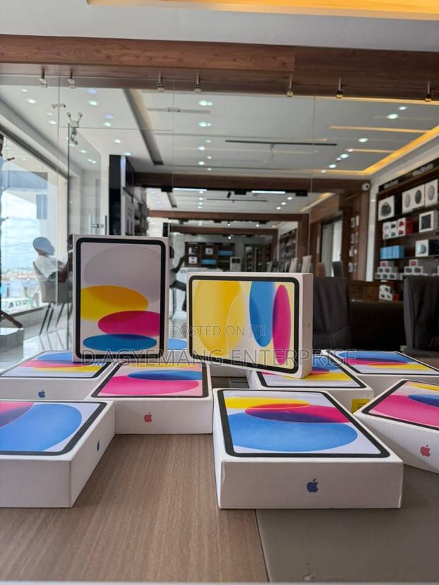 New Apple iPad (2025) 256 GB · Photo 4