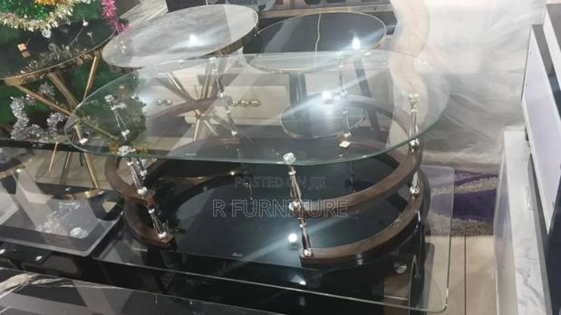 Coffee Tables With Wooden Lids Down
