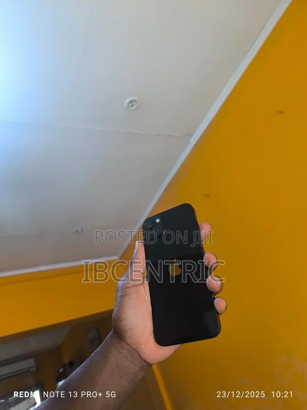 Apple iPhone 14 Plus 128 GB · Photo 3