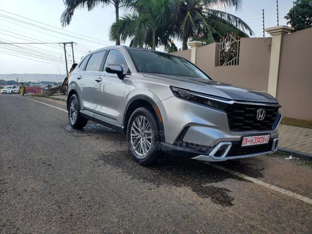 Honda CR-V 2024 Silver photo 7