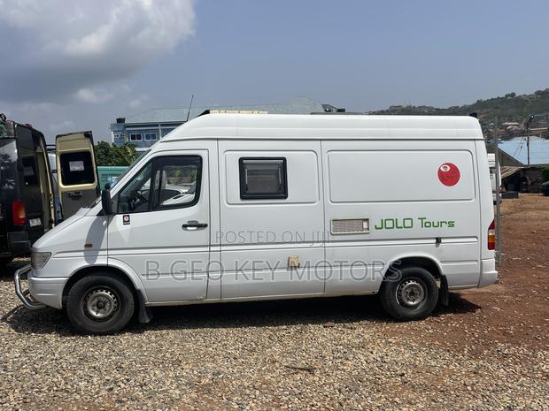 Mercedes-Benz Sprinter 1999 White photo 3