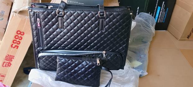 Extra Larger Capacity Corporate Bag With Lunch Bag Compartment photo 2