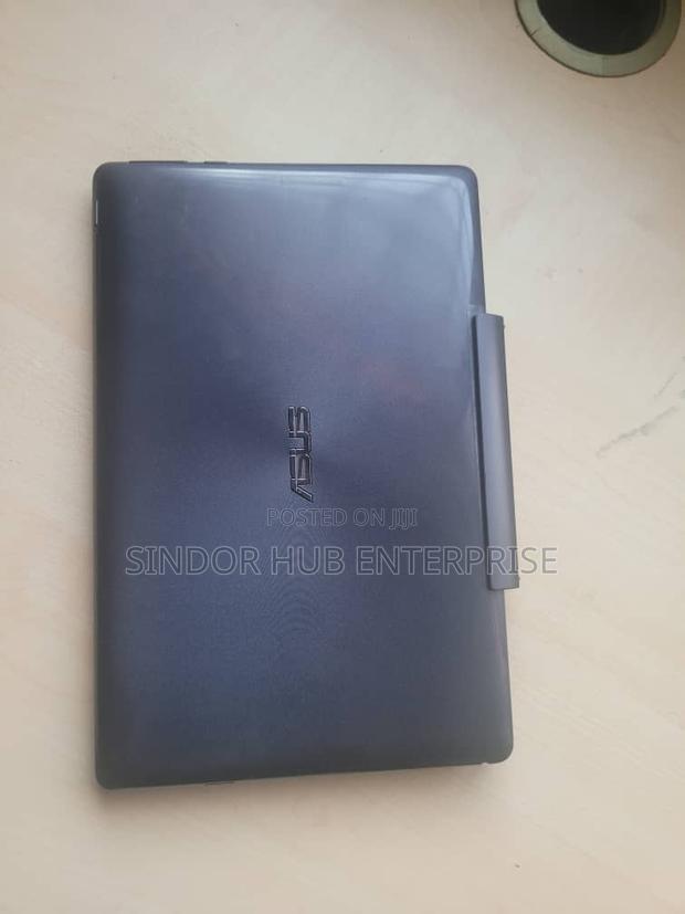 Laptop Asus 2GB Intel SSD 32GB