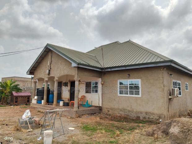 7bdrm House in Tema Metropolitan for sale · Photo 4