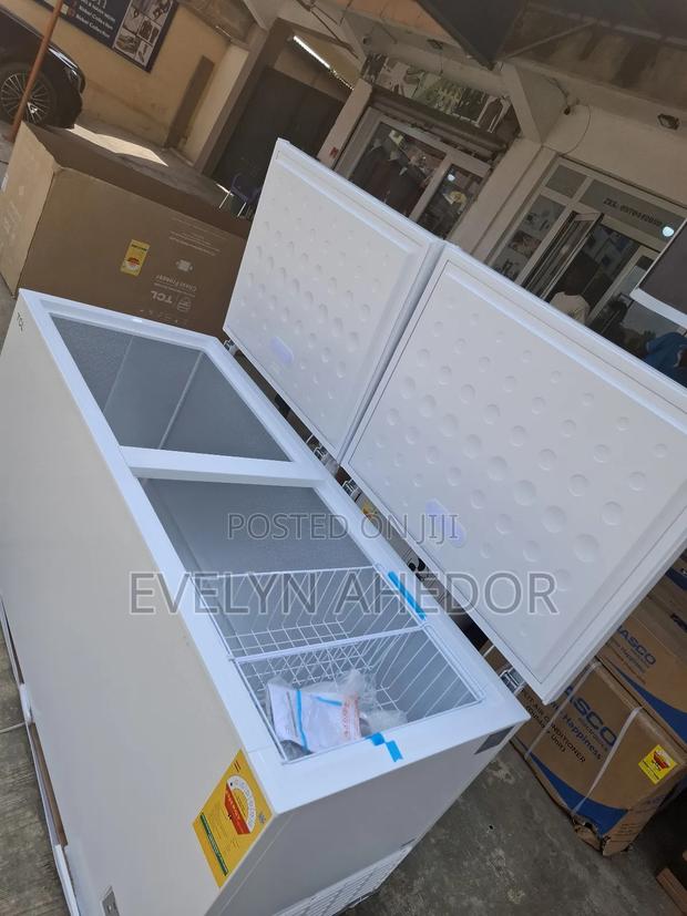 Very Specious TCL Chest Freezer 708litred Brand Available for Sale photo 5