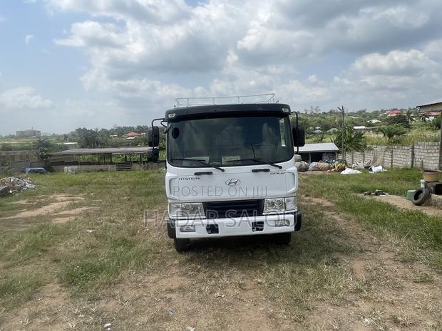 Hyundai 5 Ton Double Axle