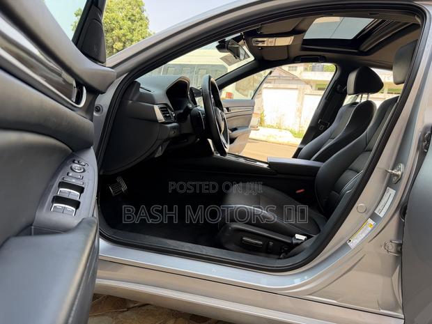 Honda Accord 2019 Silver