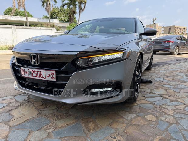Honda Accord 2019 Silver