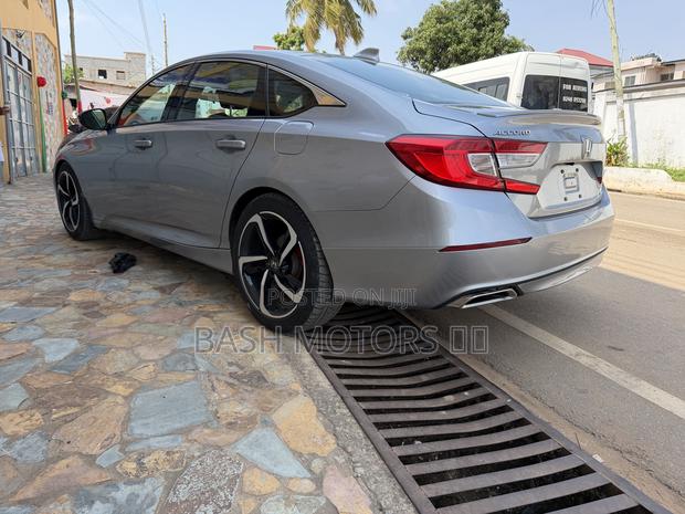 Honda Accord 2019 Silver
