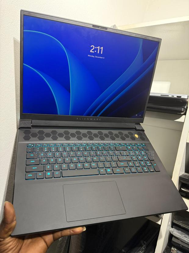 Laptop Alienware Area-51m 32GB AMD Ryzen 9 SSD 1T photo 2