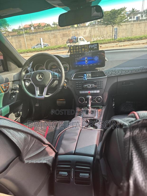 Mercedes-Benz C250 2014 Black