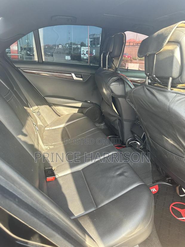 Mercedes-Benz C250 2014 Black