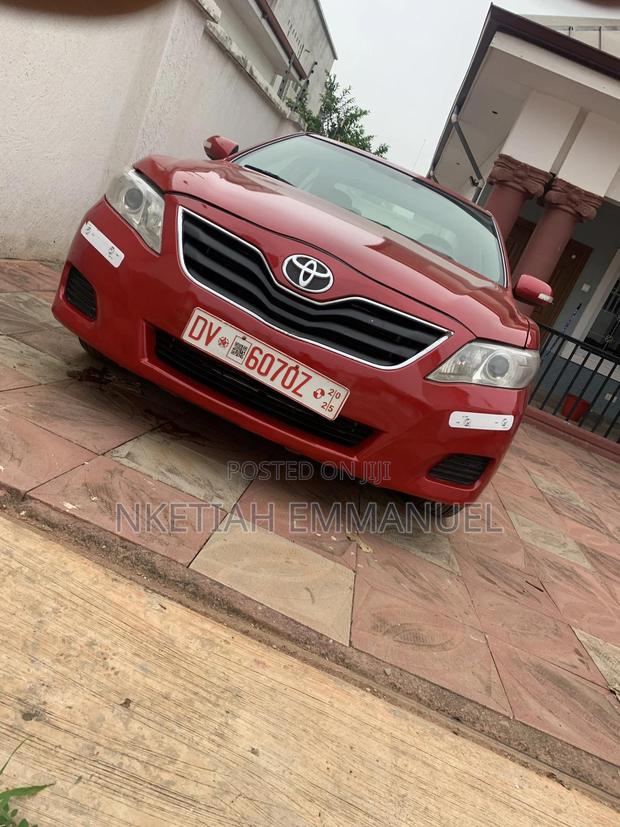 Toyota Camry Base 4dr Sedan (2.5L 4cyl 6M) 2010 Red