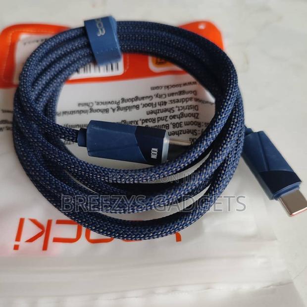 Toocki 100w Cable Type C to Type C Fast Charging Qc4.0 Smart Power-Off photo 5