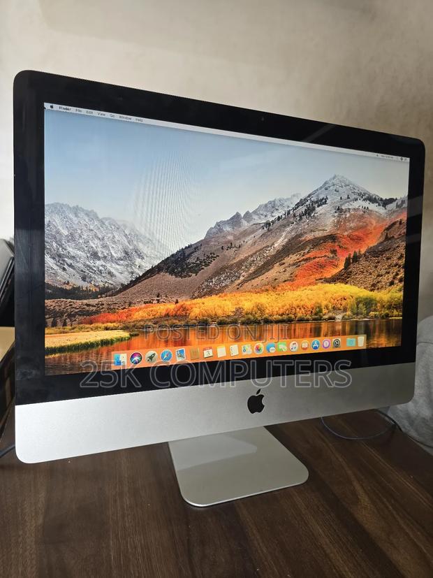 Desktop Computer Apple iMac 8GB Intel Core i3 SSD 250GB