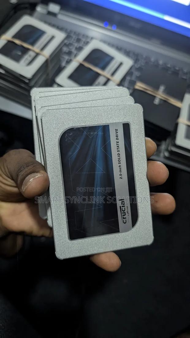 250/256g Original Sata Ssd Drives In Stock photo 2