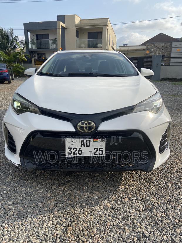 Toyota Corolla 2017 White