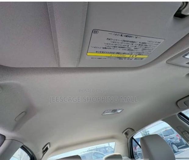 Toyota Belta 2011 Blue