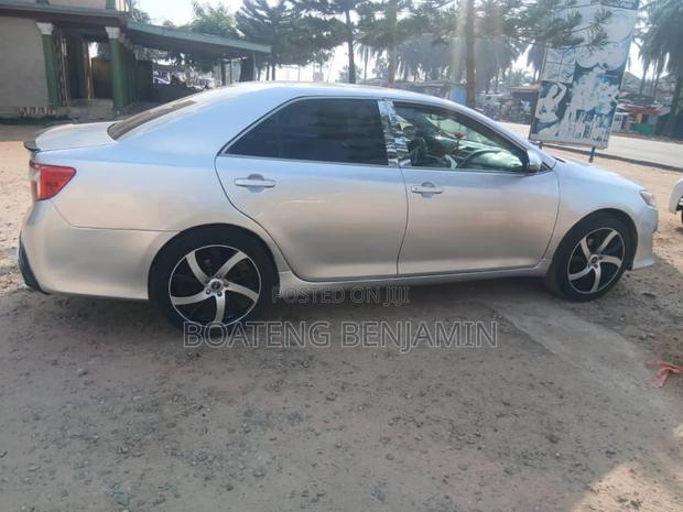 Toyota Camry 2014 Silver