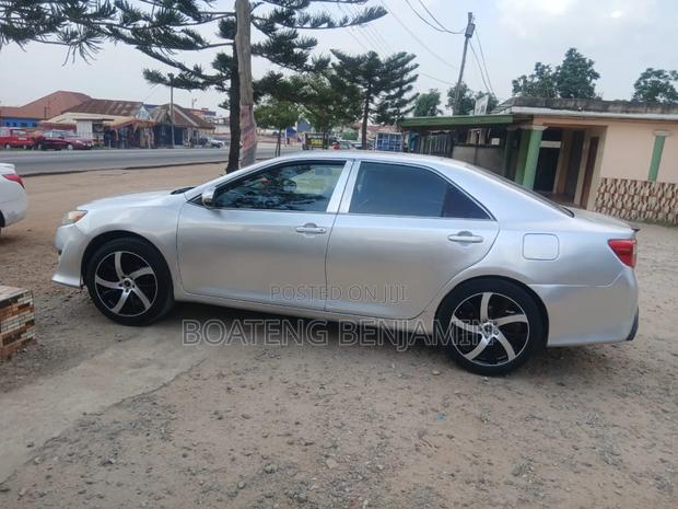 Toyota Camry 2014 Silver