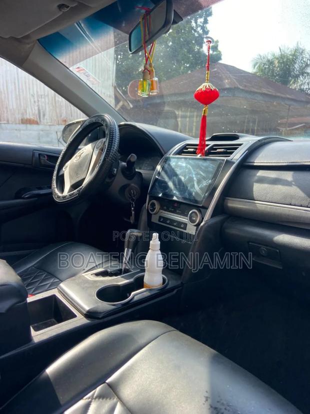 Toyota Camry 2014 Silver