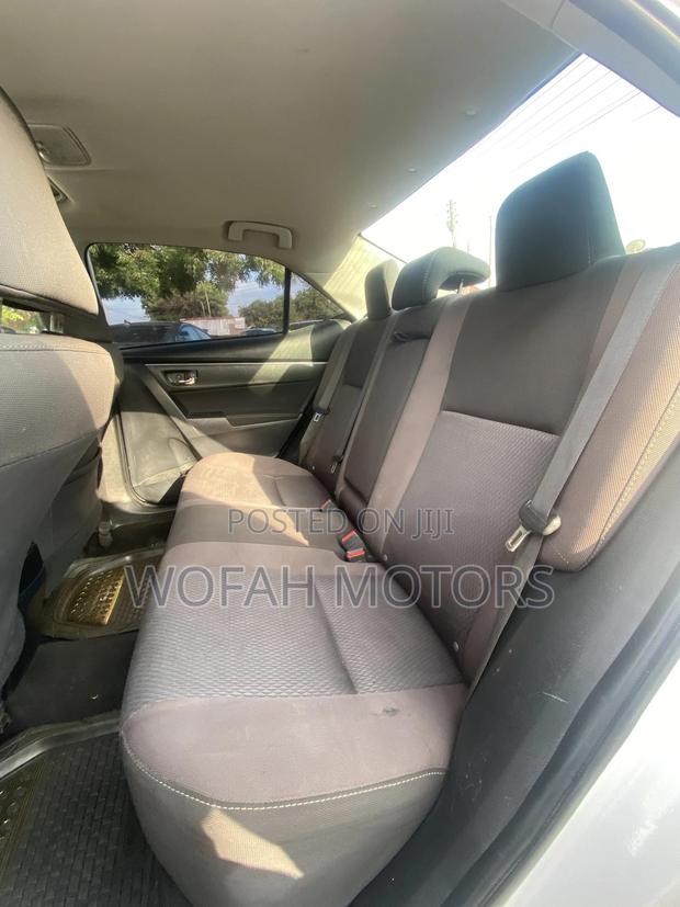 Toyota Corolla 2017 White