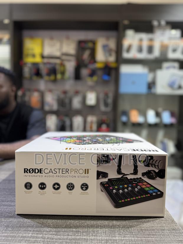 Rode Rodecaster Pro Ii Integrated Audio Production Studio photo 3