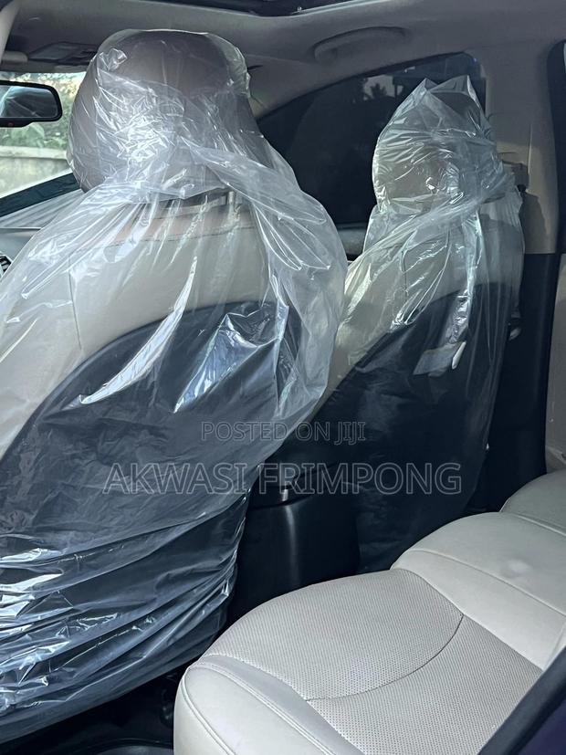 Hyundai Elantra Limited 4dr Sedan (1.8L 4cyl 6A) 2014 Blue