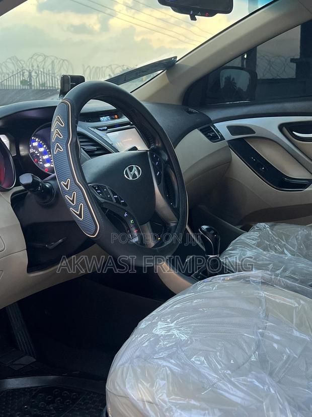 Hyundai Elantra Limited 4dr Sedan (1.8L 4cyl 6A) 2014 Blue