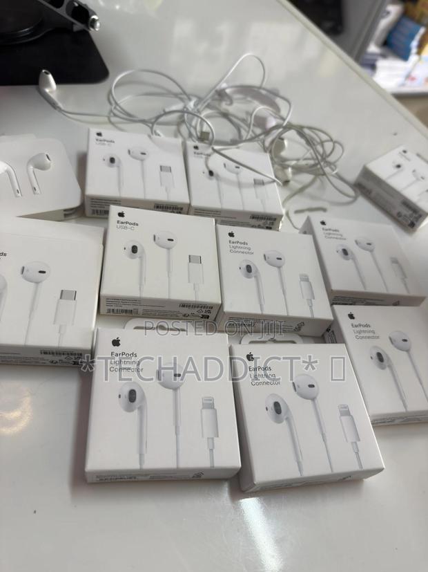 Original iPhone Earpods (Earpiece) photo 2