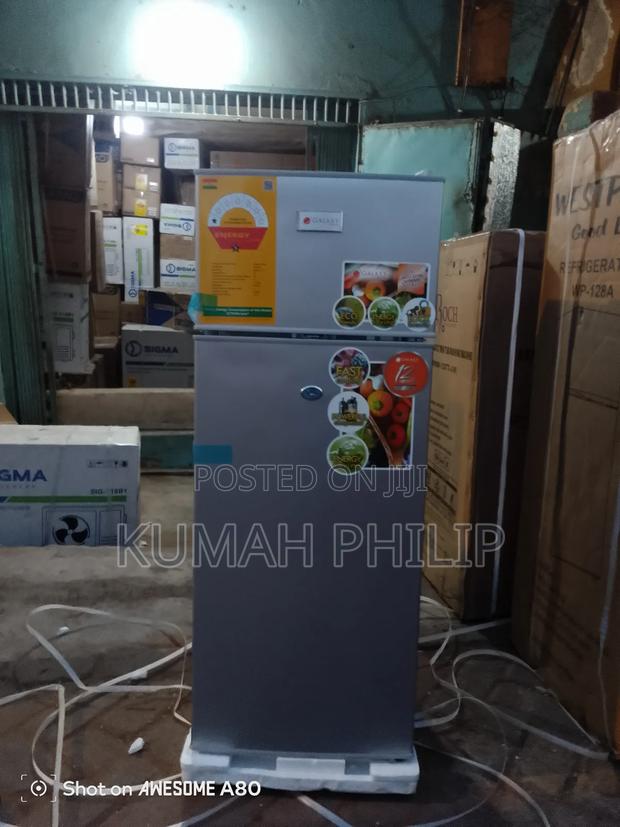 Galaxy Refrigerator 85lits photo 4