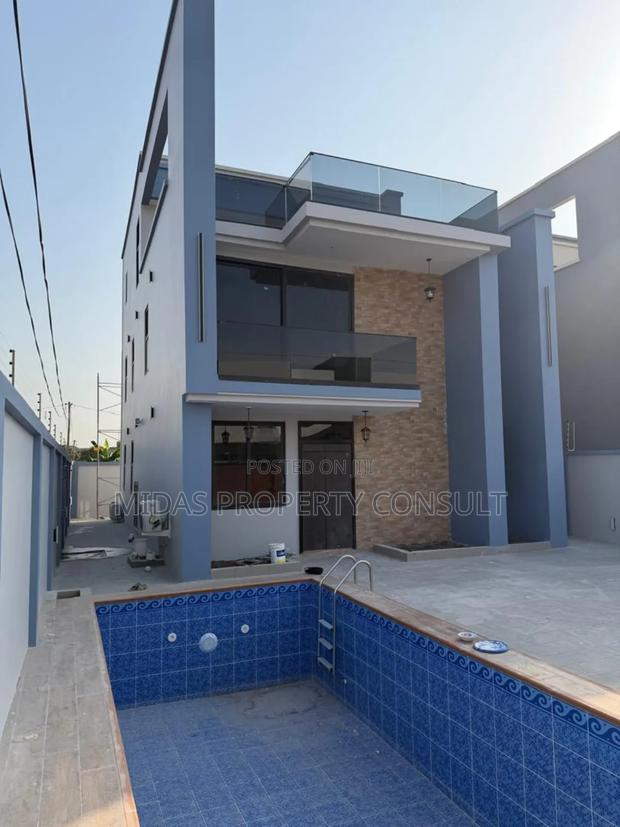 5bdrm House in Tseaddo, Tema Metropolitan for sale photo 2