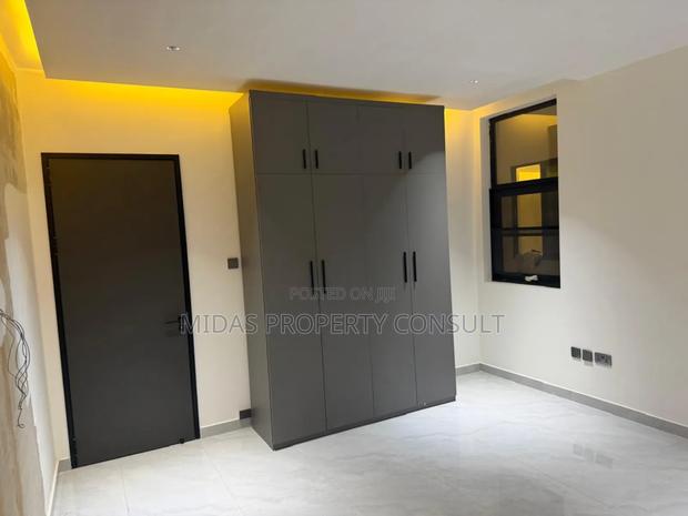 5bdrm House in Tseaddo, Tema Metropolitan for sale photo 14