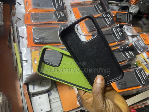 iPhone 14 Pro Original Leather Case/Cover photo 4