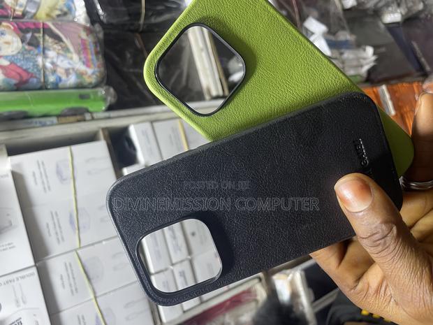 iPhone 14 Pro Original Leather Case/Cover photo 8